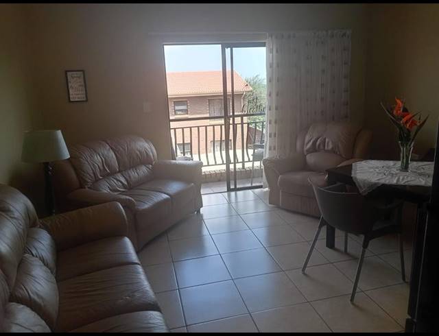 2 BEDROOM APARTMENT FOR SALE IN PRIMROSE HILL